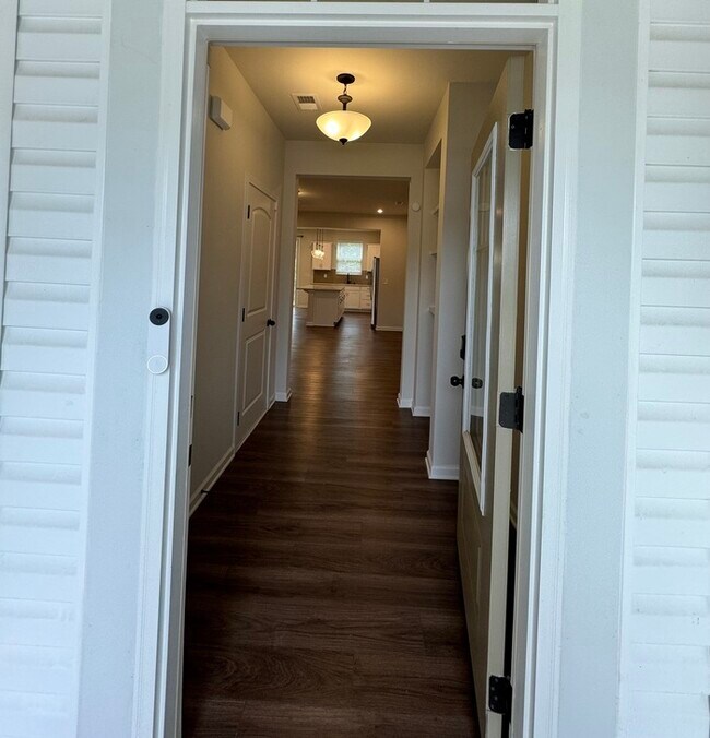 Building Photo - 9029 Northfield Crossing Dr