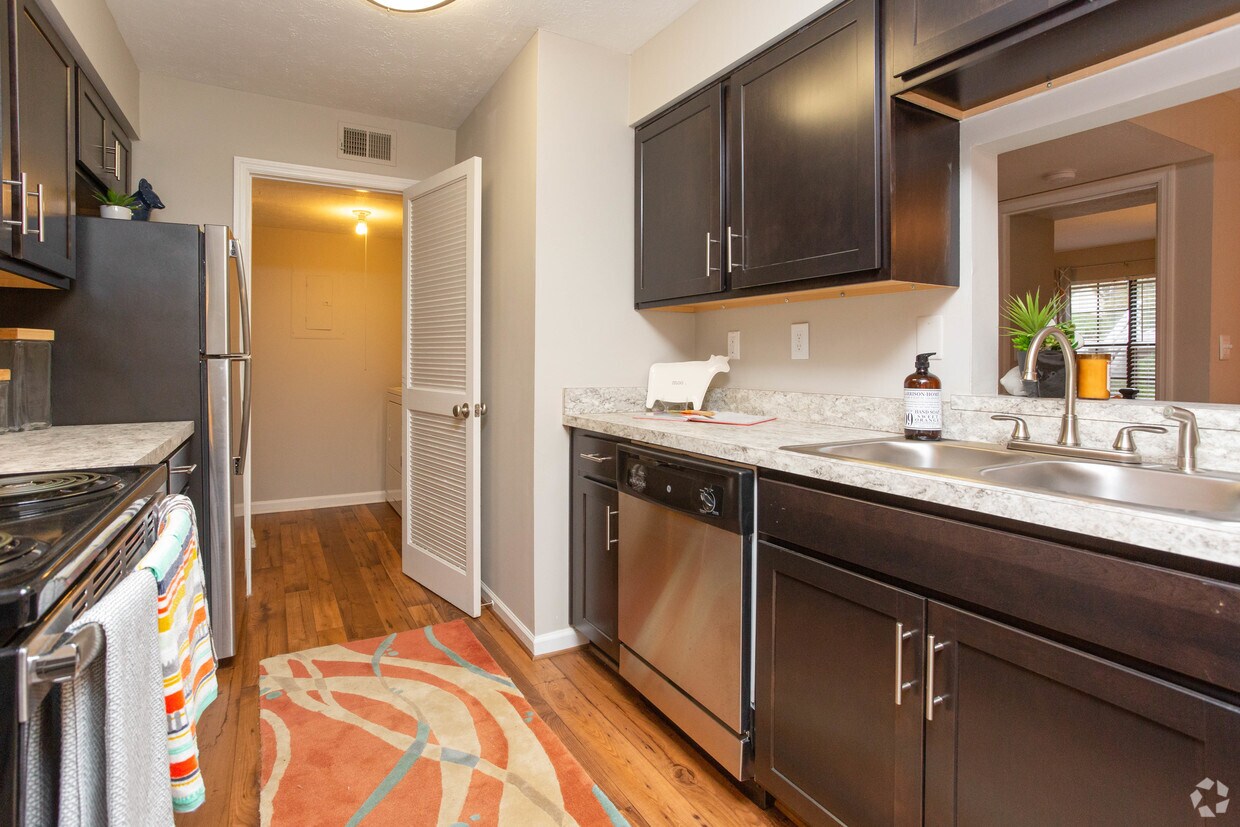 River Oak Apartments Apartments in Louisville, KY