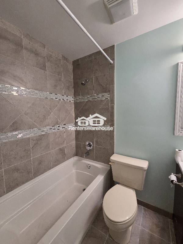 Foto del edificio - 74 Breezeview Dr