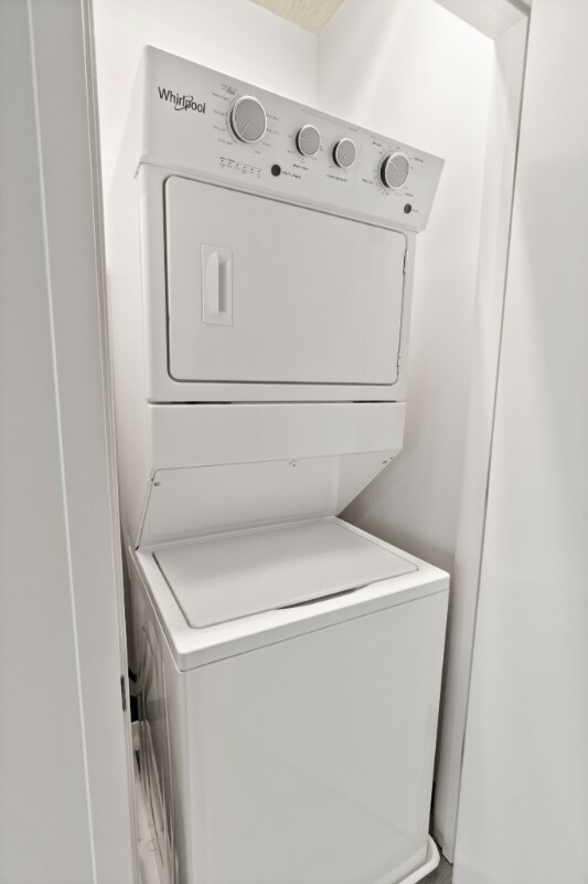 Foto del edificio - 170 N Ada St