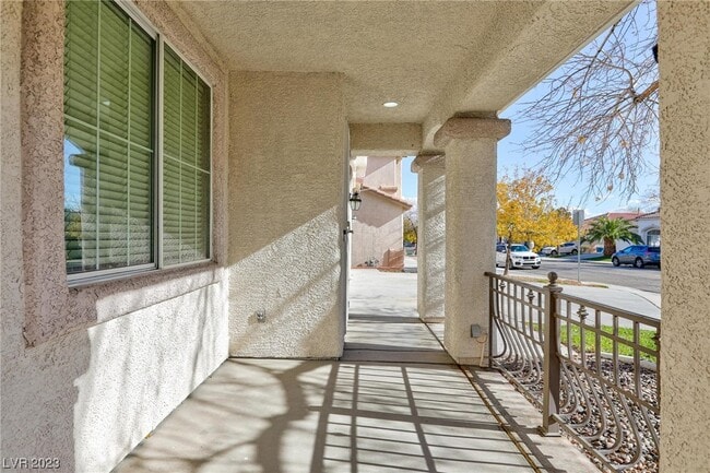 Building Photo - 9638 Comiskey Ct