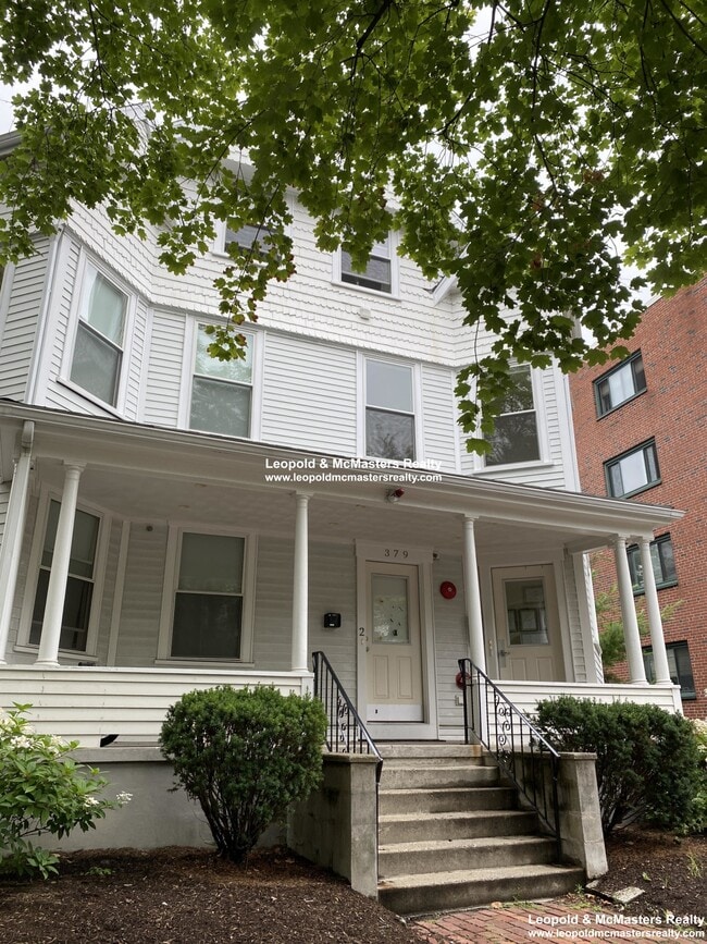 Building Photo - 380 Harvard St