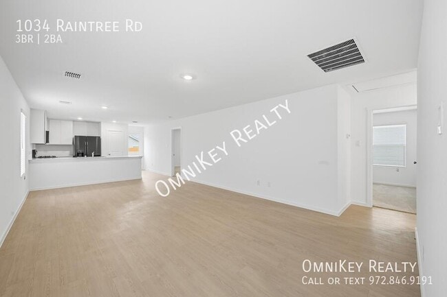 Building Photo - 1034 Raintree Rd