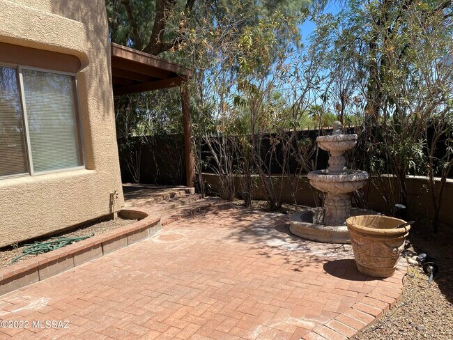 Foto del edificio - 3602 N Crest Ranch Dr