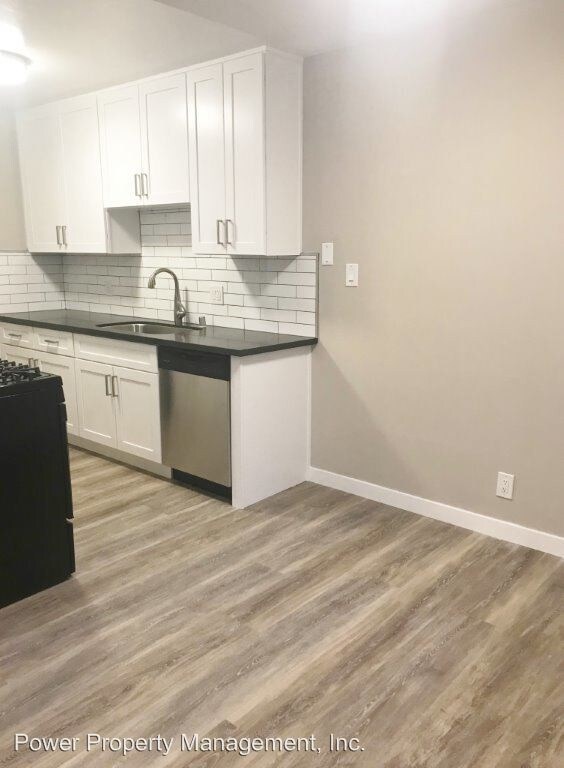 Foto del edificio - 4355 Mammoth Ave