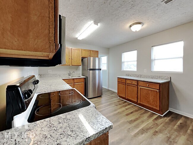 Building Photo - 3108 Snowberry Dr