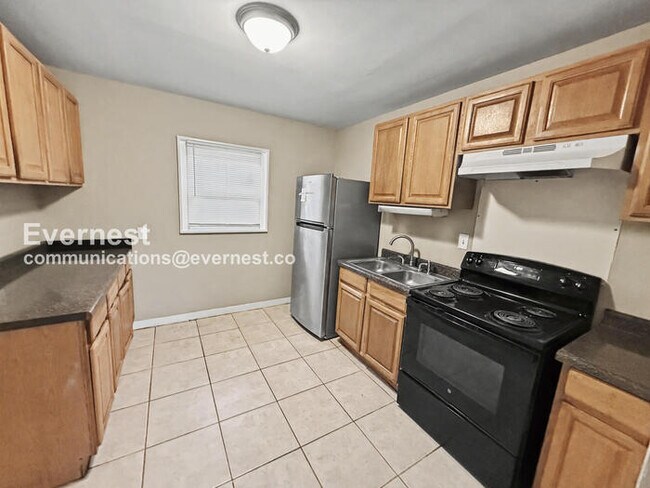 Foto del edificio - 252 Meadowdale Ave