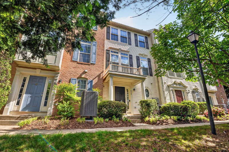 Photo - 978 Harrison Circle