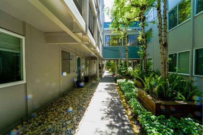 Foto del edificio - 320 Vía Casitas