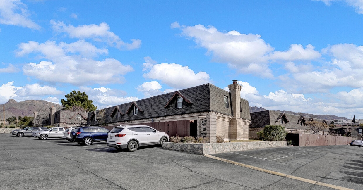 500 Thunderbird Dr, El Paso, TX 79912 House for Rent in El Paso, TX