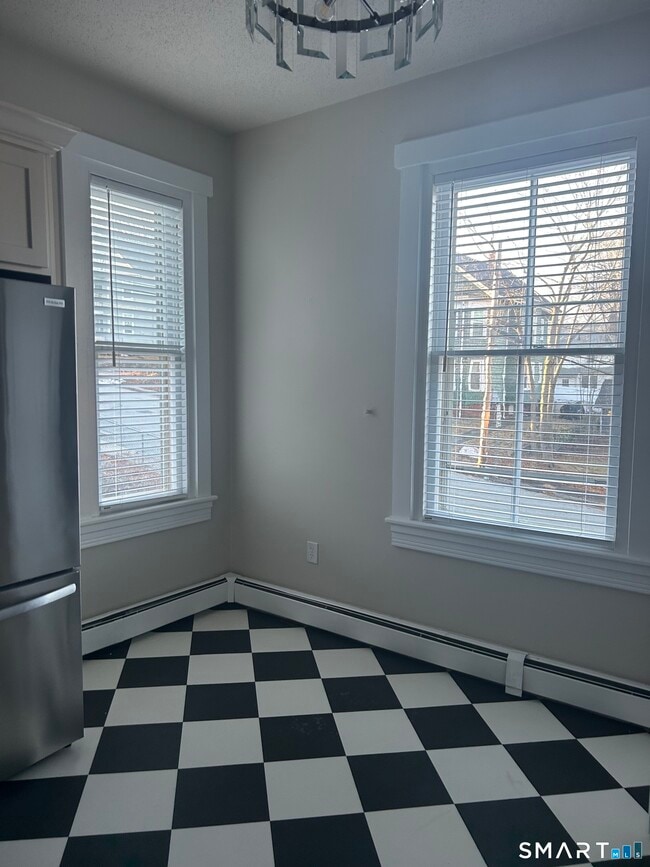 Foto del edificio - 214 Broadway