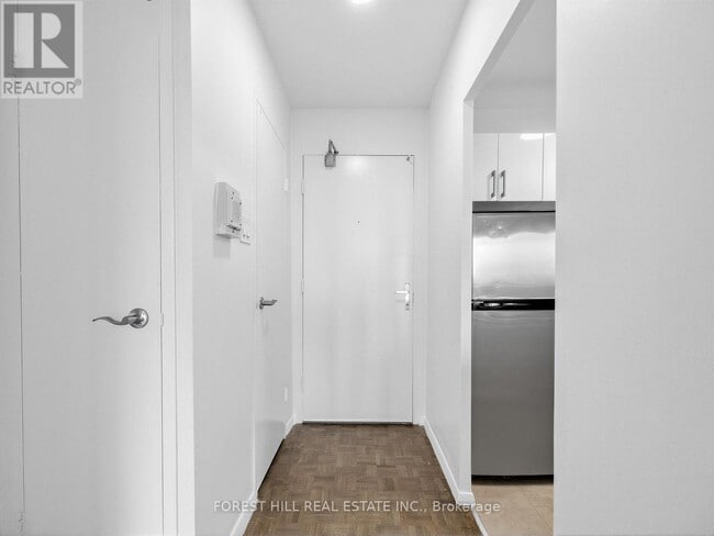 Building Photo - 7 Jackes Ave