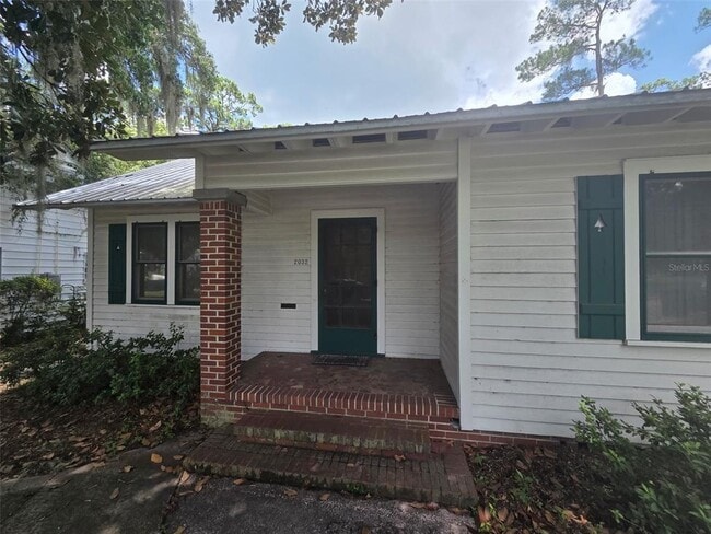 Building Photo - 2032 NW 3rd Ave