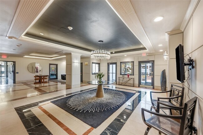 Foto del edificio - 410 W 7th St