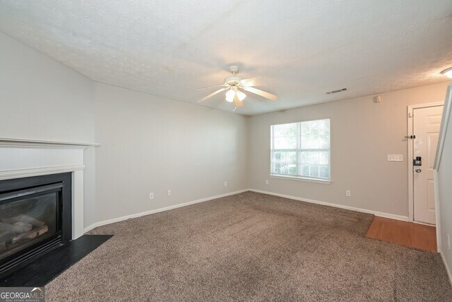 Foto del edificio - 154 Springbottom Dr SE
