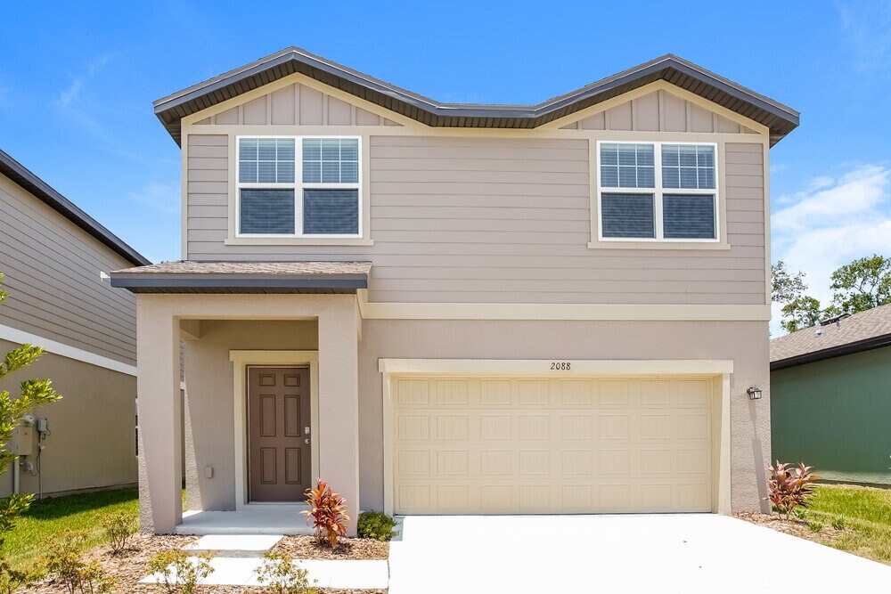 Primary Photo - 2088 Harris Hawk Ave