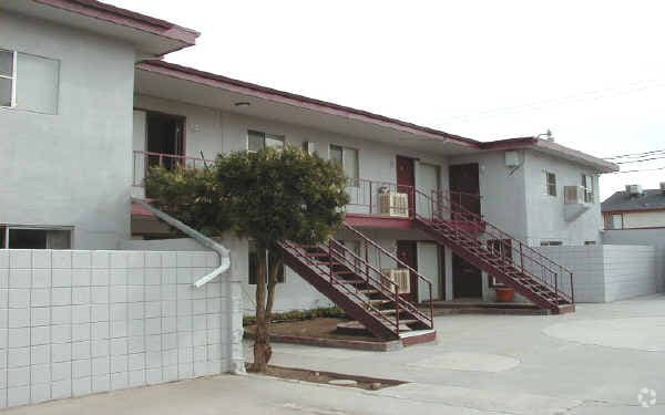 Building Photo - 1331-1349 E San Bruno Ave
