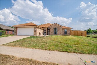 Building Photo - 4310 Boots Dr
