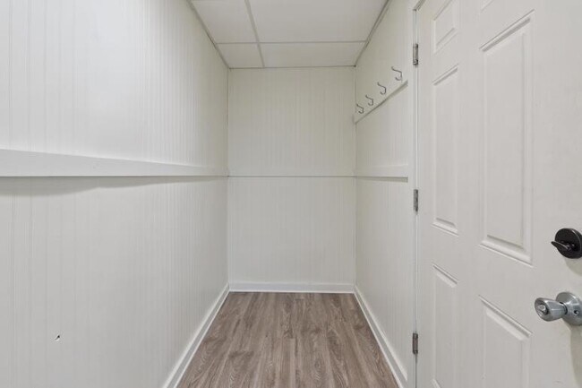 Foto del edificio - 912 N State Rd