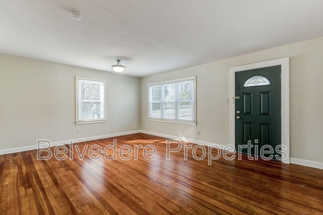 Foto del edificio - 709 Langford Ave