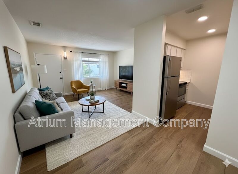 Foto principal - 615 Lakeview St