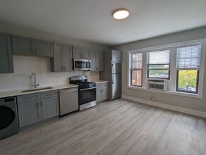 Building Photo - 373 Hazel Ave