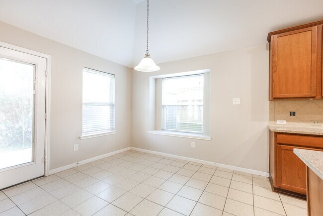 Foto del edificio - 21519 Kings Bend Dr
