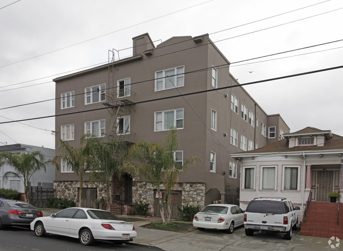 Primary Photo - El Donn Apartments
