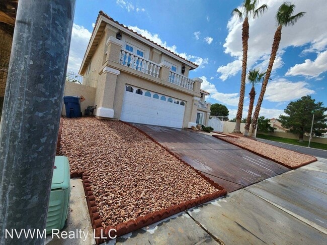 Building Photo - 5 br, 3 bath House - 3311 Biscayne Bay Dr