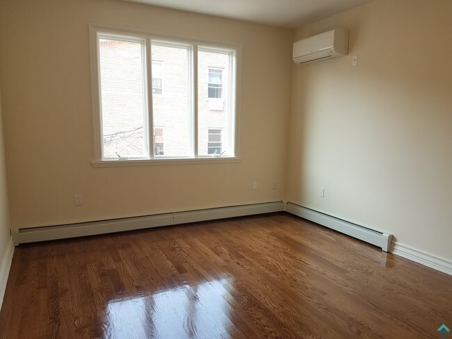 Foto del edificio - 90 Bay 28Th St