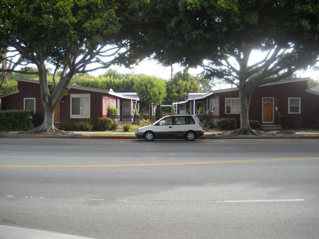Primary Photo - 4350-4356 Overland Ave
