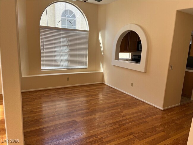 Foto del edificio - 8313 Hollow Wharf Dr