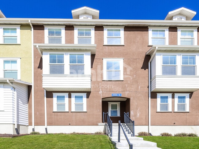 Building Photo - 6046 S Jordan Pkwy W
