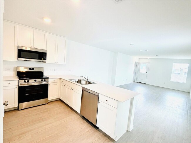 Building Photo - 449 Jones Bch Ln
