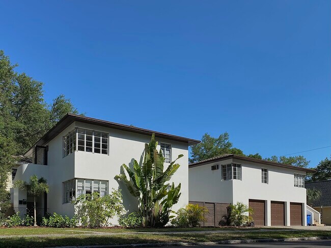 Foto del edificio - 306 14th Ave NE