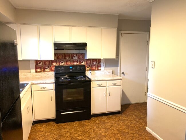 Foto del edificio - 1130 Oakwood Dr