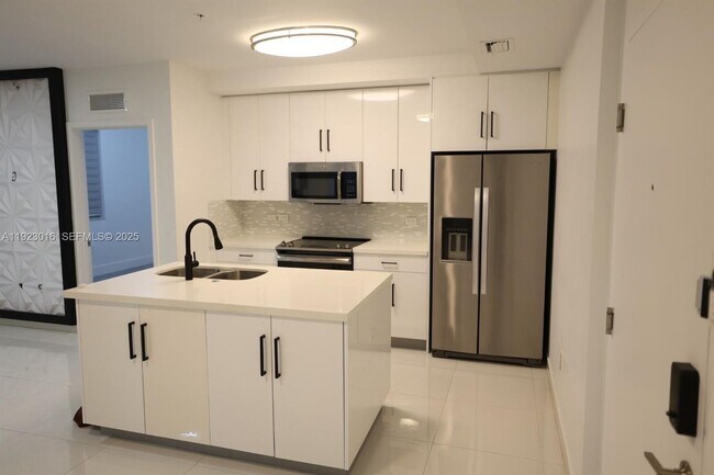 Foto del edificio - 2651 NE 212th Terrace