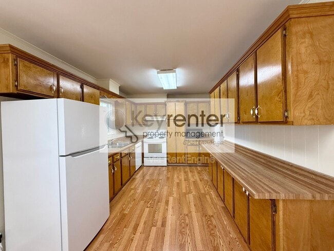 Foto del edificio - 1322 Koblan Dr