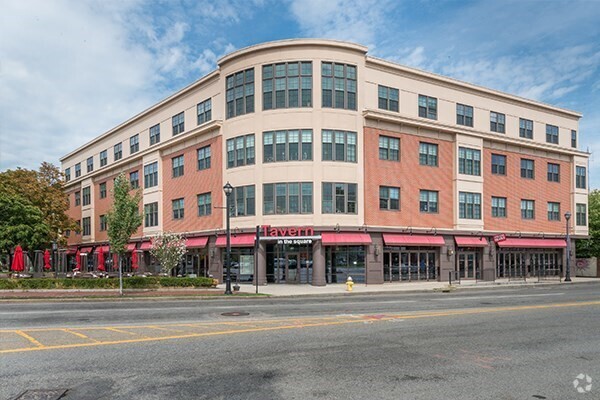 Building Photo - 33 New Derby St