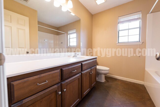 Foto del edificio - 2820 Longbow Ln