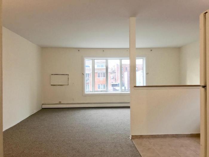 Foto principal - 3 bedroom in Brooklyn NY 11209