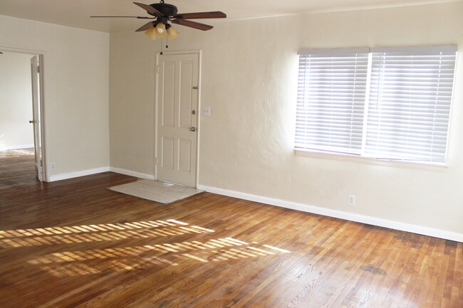 Foto del edificio - 278 W Ave L