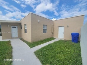 Building Photo - 2265 SW 15th St