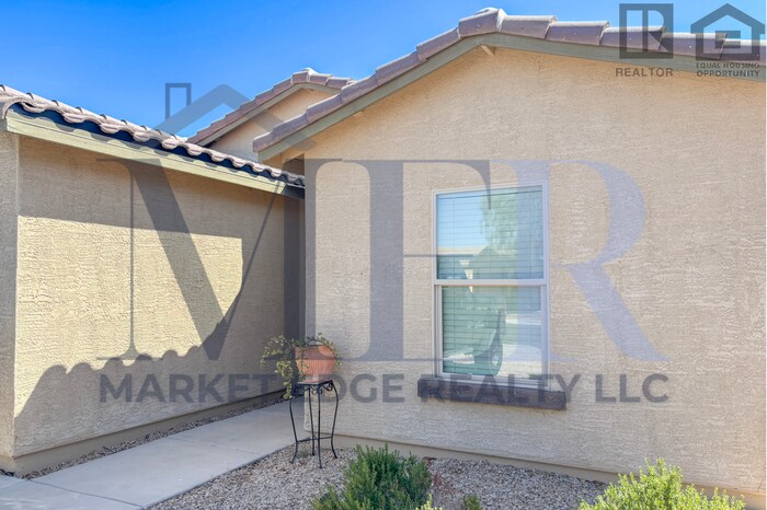 Foto del edificio - 3Bed/2Bath on Corner Lot in Casa Grande! $...