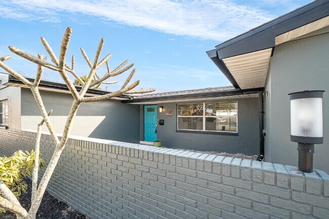 Building Photo - 3BR/2BA Single-Family Home in Quiet Melbourne Cul-de-Sac