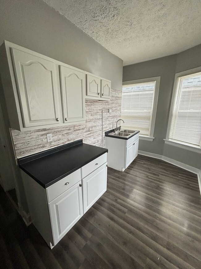 Foto del edificio - 2146 N 35th St