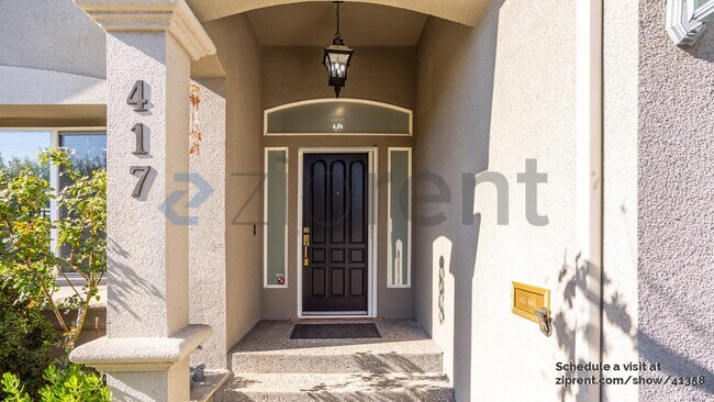Foto del edificio - 417 Belmont Ave