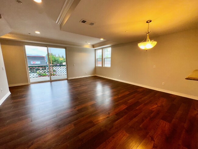 Foto del edificio - 1130 E Colorado St