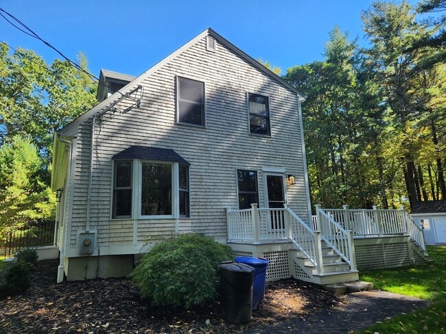 Building Photo - 163 Quanapoag Rd