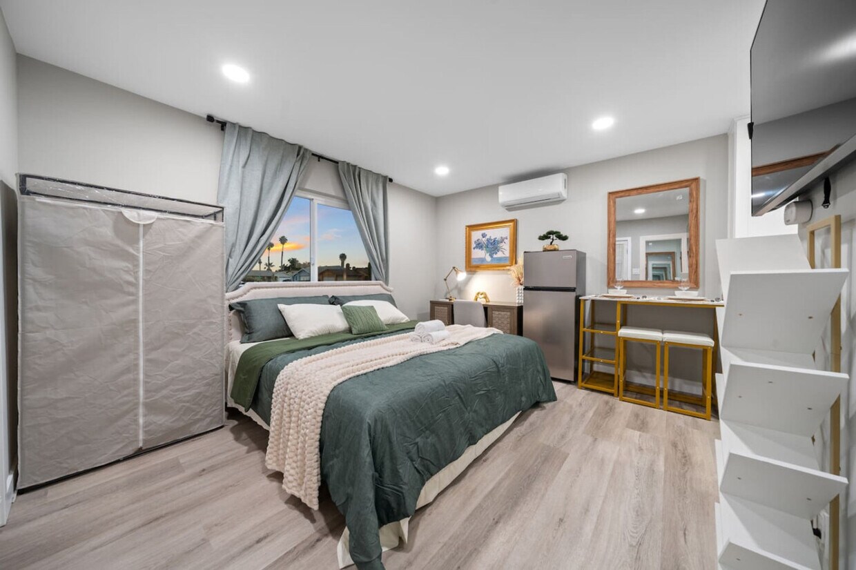Foto principal - 9804 Costa Lago St